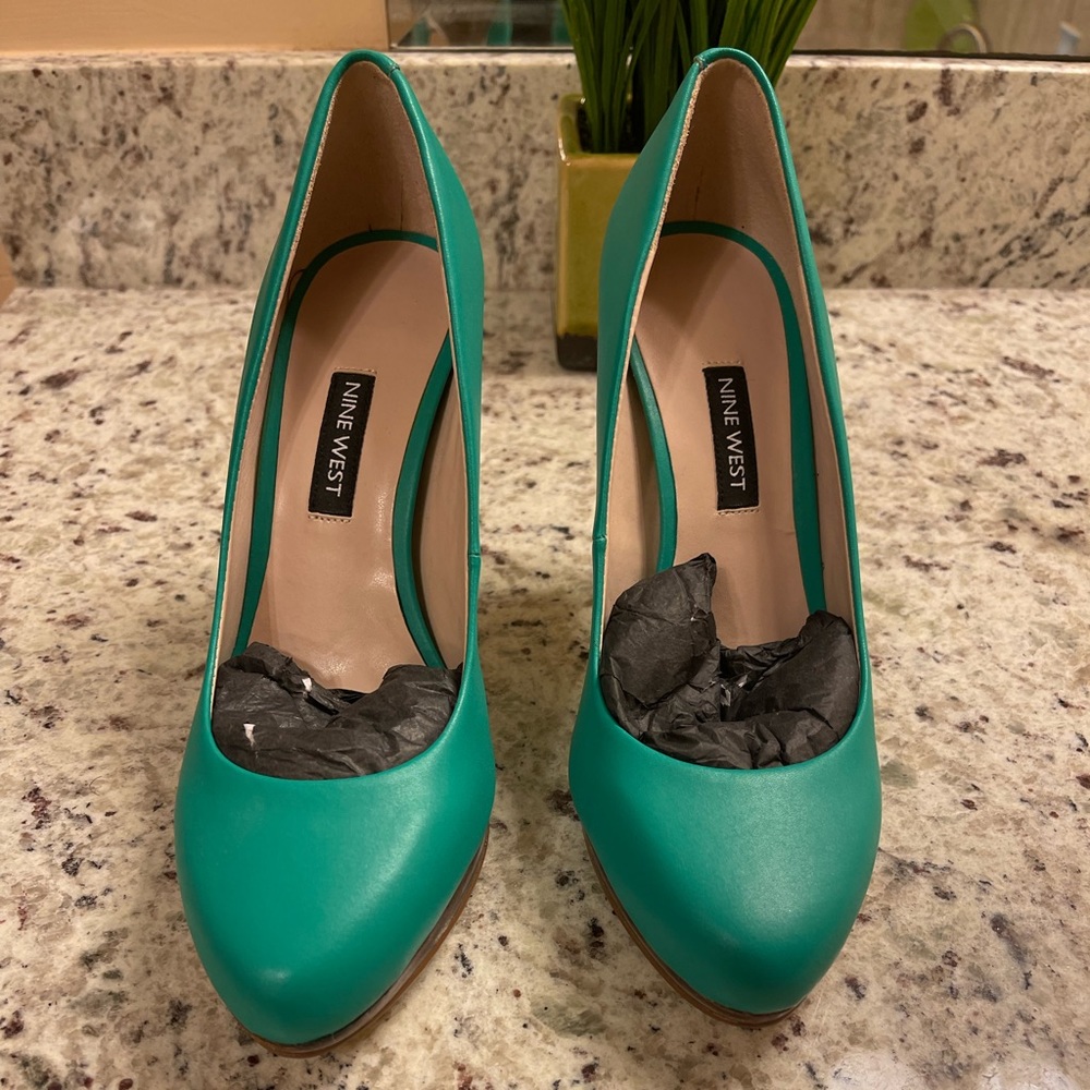 Nine West - New Kristal Heels - Picture 3 of 6